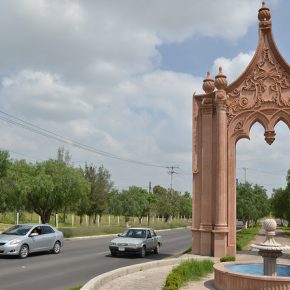 9479927481_af5b70ea5b_z