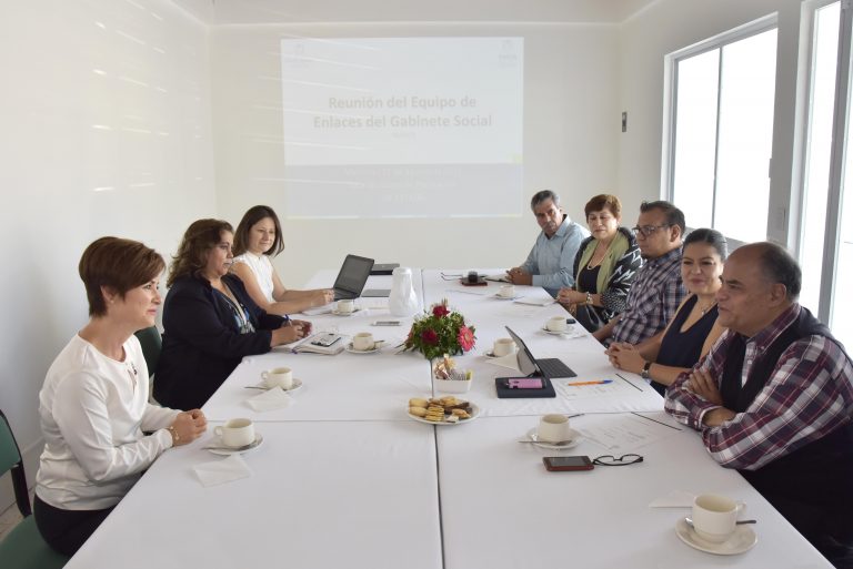 Se reúnen enlaces del gabinete social de Gobierno del Estado