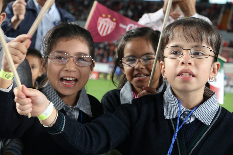 Se han entregado 850 lentes con el programa Goles para Ver Mejor