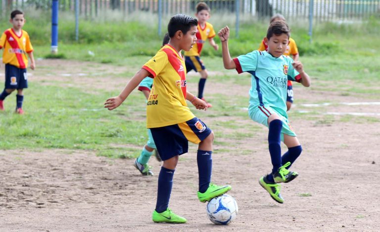 Realiza el DIF municipal un cuadrangular de futbol
