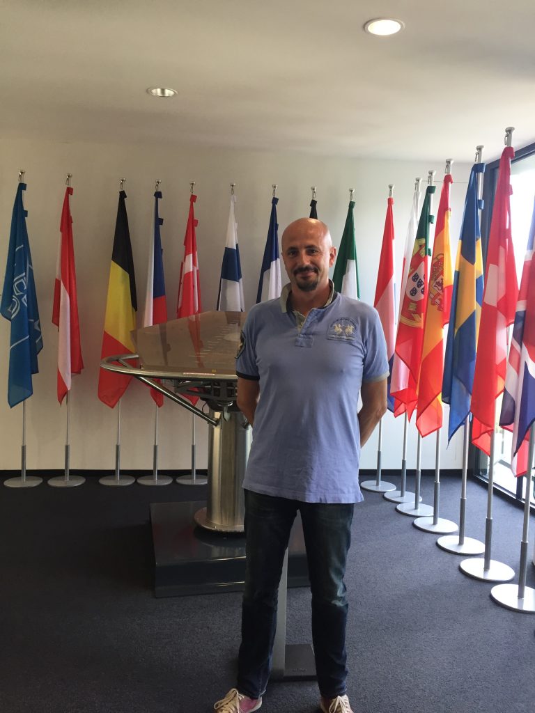 Revelan comportamiento de galaxias medusa