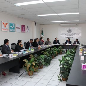 15680913536_7acee9ba9e_z