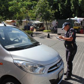 19953565693_394a98d90b_z