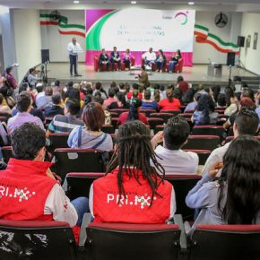 23708155828_d41e04a02f_z