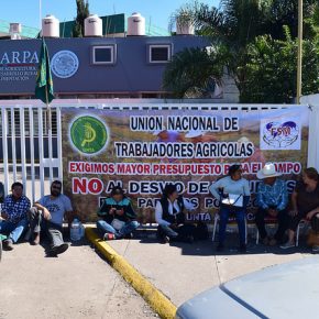 23753948138_beda3059c9_z