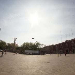 27060106475_855fe2fffe_z