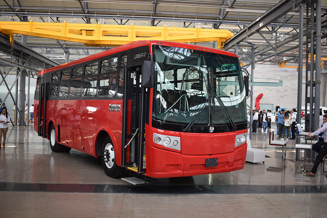 Nafin tiene en pausa 500 mdp para la renovación de los camiones urbanos