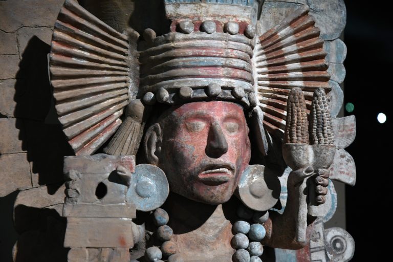 Inauguran la muestra Voces de barro que reúne distintas cosmogonías de México