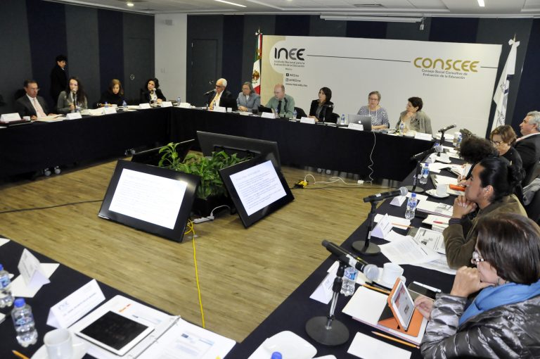 Renueva INEE a miembros de su Consejo Social Consultivo de Evaluación de la Educación