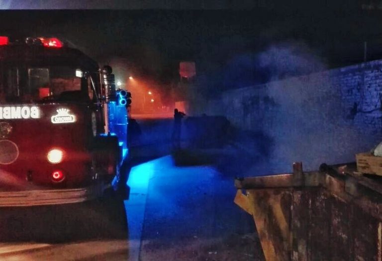 Investiga municipio de Jesús María incendio en mobiliario urbano