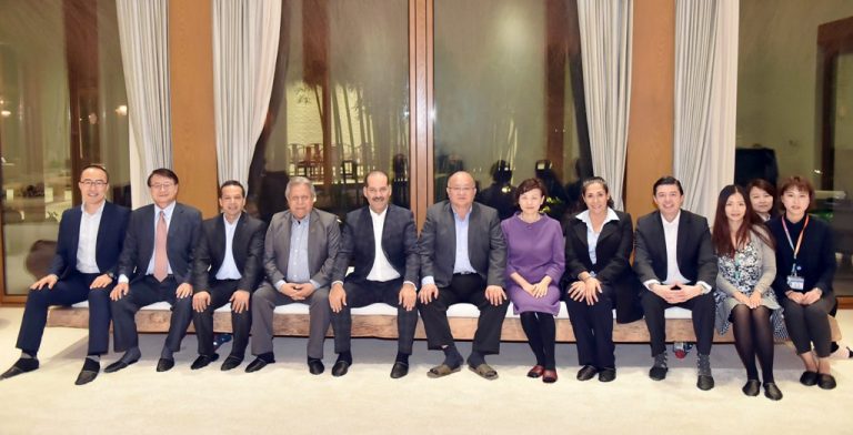 Martín Orozco se reunió con el presidente honorario de Minth Group Limited