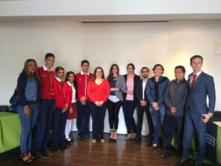 Concurso de Debate Político Juvenil