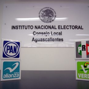 22307547164_e6cfbc87a8_z