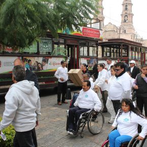 23500073095_0f8a1af2ca_z