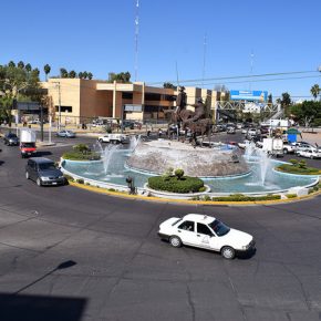 26697410599_996a8df083_z