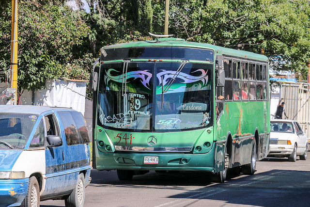 Alza a transporte público, hasta aterrizar proyecto de movilidad