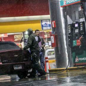 30644478870_40a4167982_z