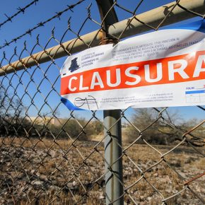 32776909590_f423733f91_z