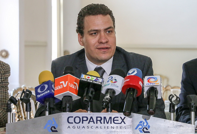 Incumple gobernador compromiso al nombrar a Martha Márquez titular de Sefirecu