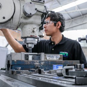 34029989182_834eaf0651_z