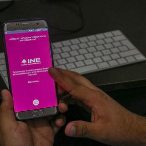 37226945974_80d4a79d40_z