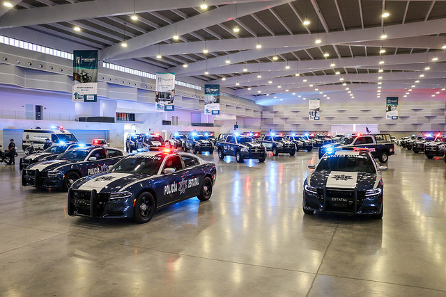 Compró Policía Estatal cinco patrullas de lujo