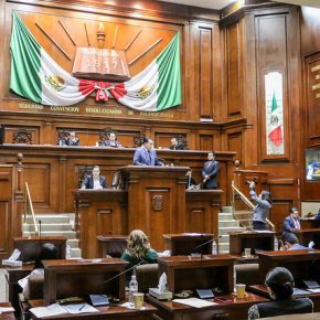 37367995124_8bb3ce71df_z