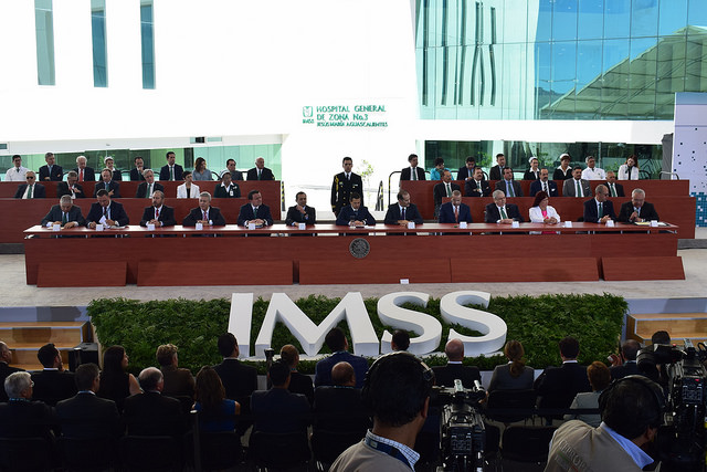 Inauguran Peña Nieto y Martín Orozco el Hospital General de Zona 3 del IMSS