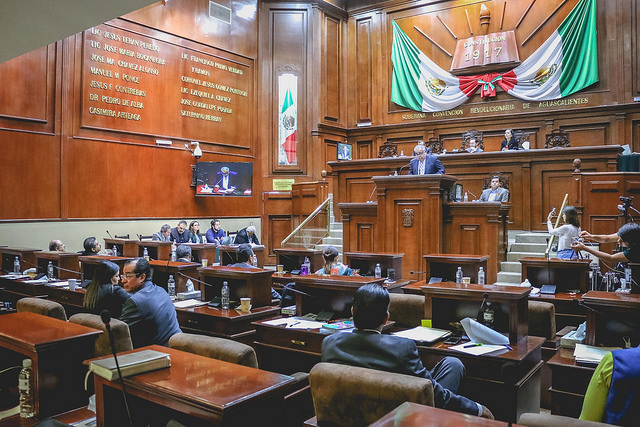 Se queja bancada priista del formato de las comparecencias de funcionarios públicos