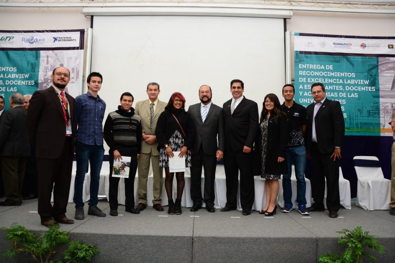 Entrega de Reconocimientos de Excelencia LabVIEW