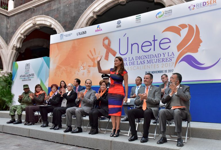 Conmemoran el Día Internacional de la Eliminación de la Violencia contra las Mujeres