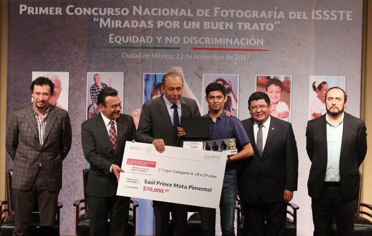 Ganadores del primer Concurso Nacional de Fotografía Issste
