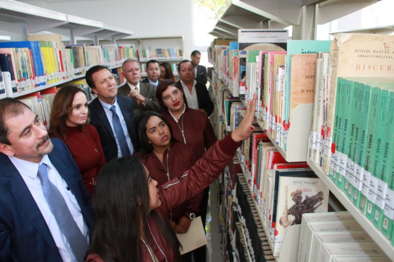 Inauguran edificio Polivalente en la Escuela Normal Rural Justo Sierra Méndez