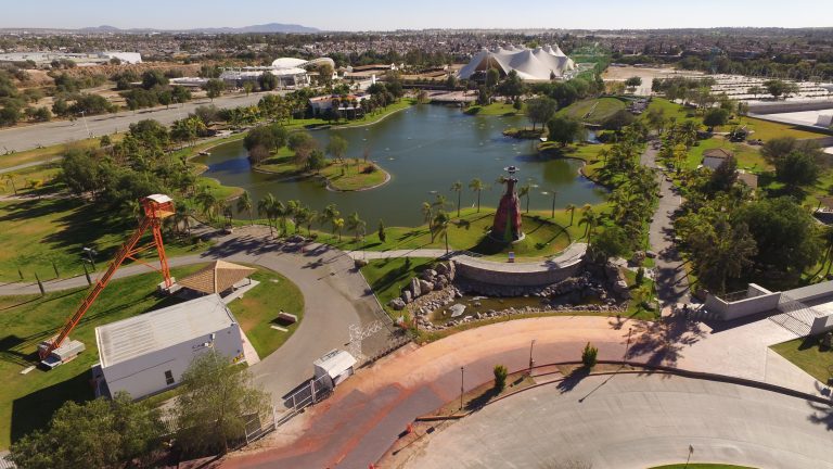 En la Isla San Marcos, Aguascalientes, se presenta el espectáculo Sueños de Luz