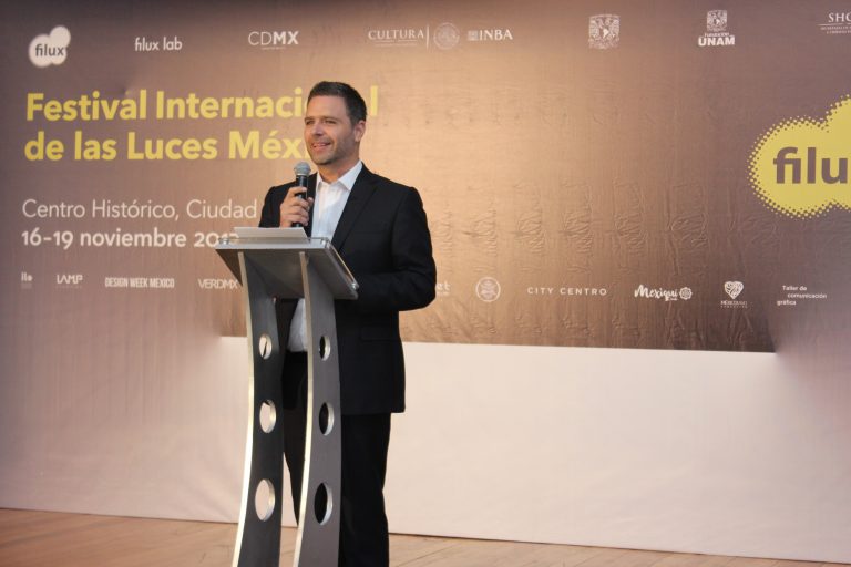 Acercan la ciencia al público con obras artísticas