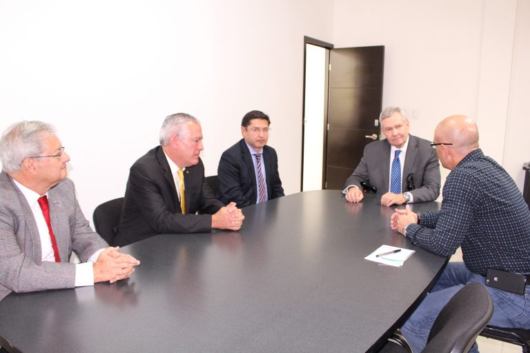 Se reúnen titulares del Iespa y del Icitap