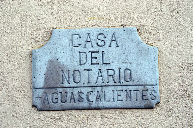 Prometen no más notarías públicas de cuotas y cuates