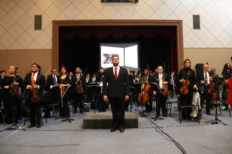 La OSA ofreció concierto navideño para derechohabientes del Issste