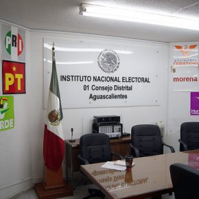 23273997031_310710f39b_z (1)