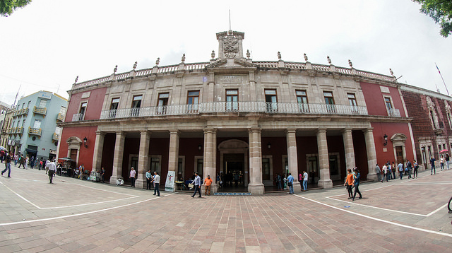 Concluye gira por colonias