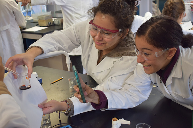 El periodismo de ciencia, crucial en el tránsito a una sociedad del conocimiento