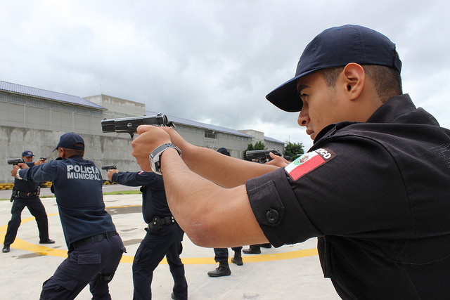 102 elementos acreditaron ingreso o permanencia en corporaciones de seguridad
