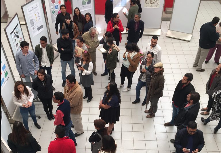 Estudiantes de diseño de la UAA exponen sus habilidades para la investigación