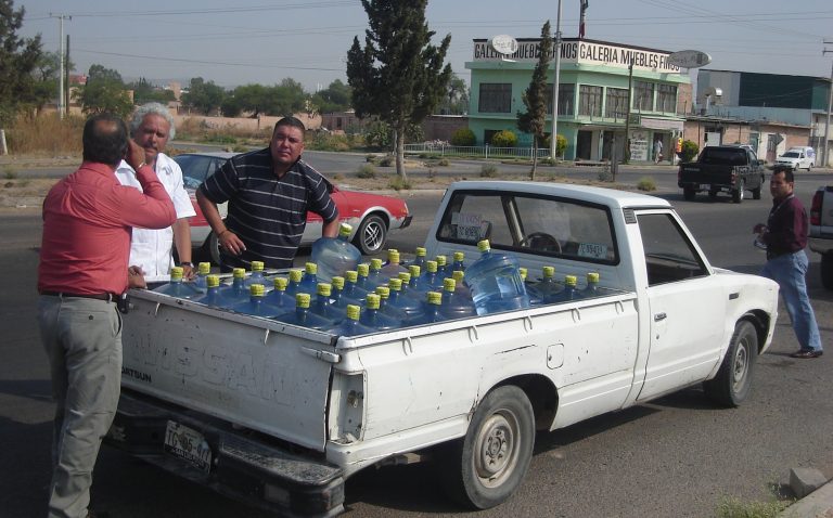 Colocarán filtros purificadores en población de Santa Elena de la Cruz
