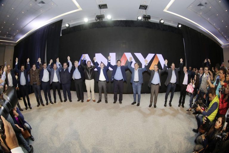 Ricardo Anaya se presenta como aspirante presidencial de Por México al Frente