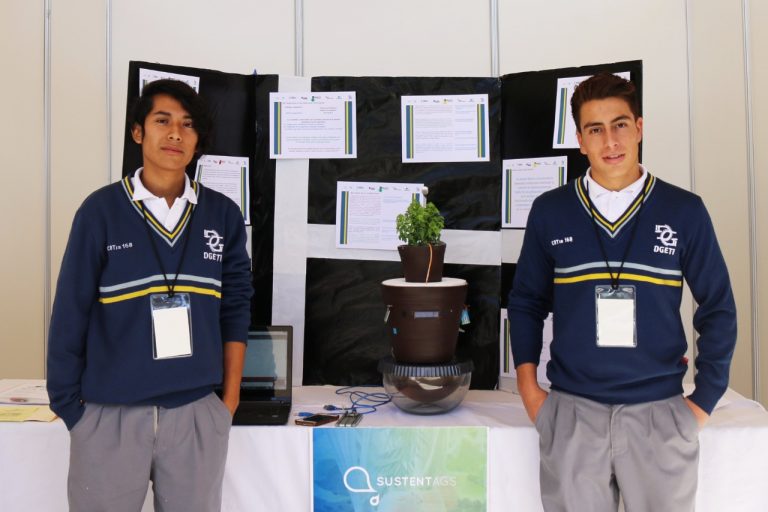 Estudiantes obtienen el primer lugar en la Expo Ciencias Nacional
