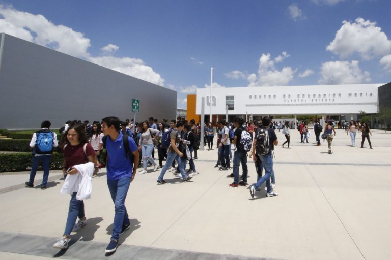Bachillerato de la Universidad Autónoma de Aguascalientes refuerza su modelo educativo