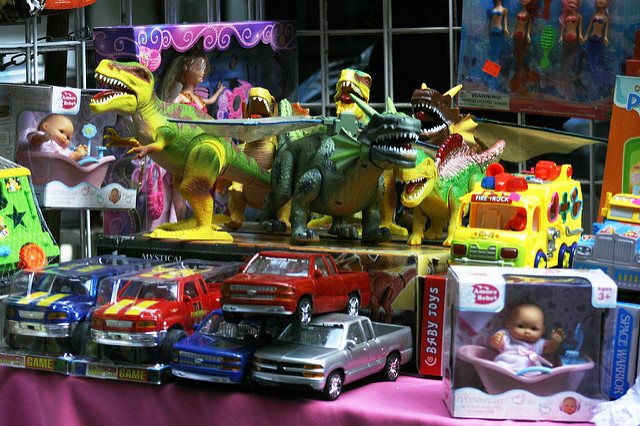 Empresa dona juguetes al DIF estatal