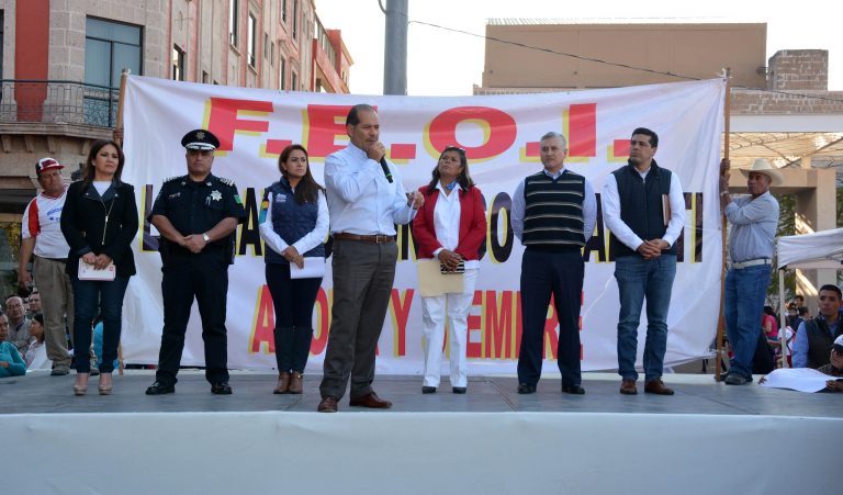 Entregan el pliego petitorio anual al gobernador de Aguascalientes