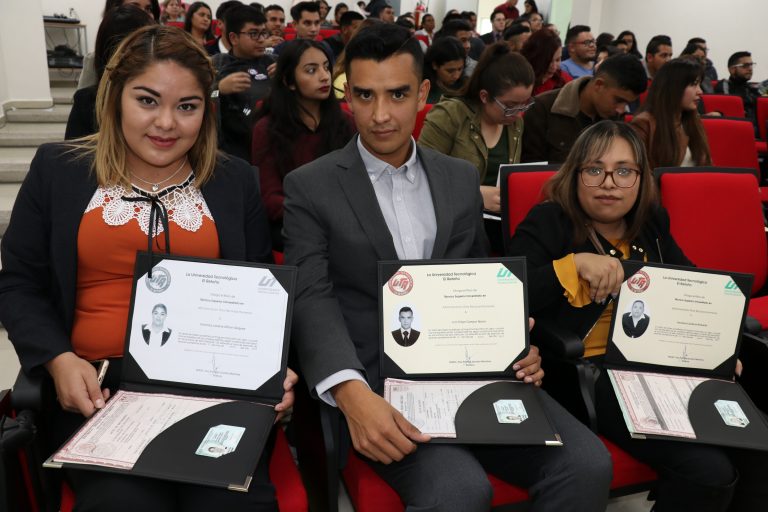 Egresa la tercera generación de TSU de la Universidad Tecnológica El Retoño